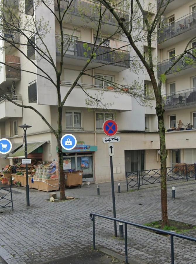 Chambre Proche De La Defense Apartamento Courbevoie Exterior foto